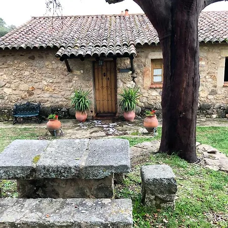 Apartamento Rurales La Macera ****